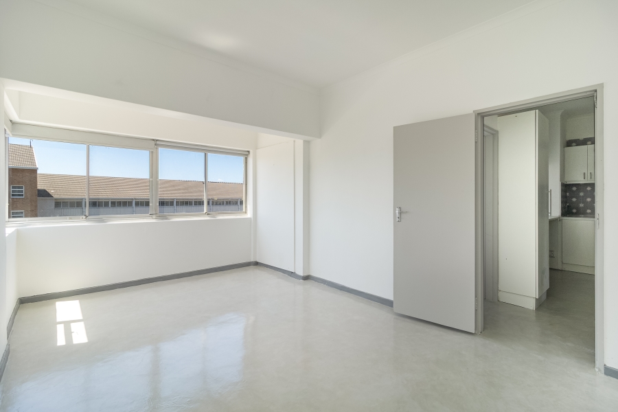 3 Bedroom Property for Sale in Zonnebloem Western Cape